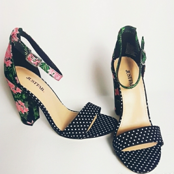 New Tropical Polka Dot heels - Picture 2 of 3